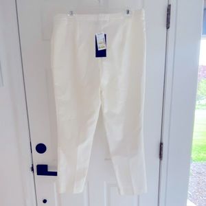 NWT off white Sz 14 dress pants by Jules & Leopoldo. 97% cotton 3% spandex
